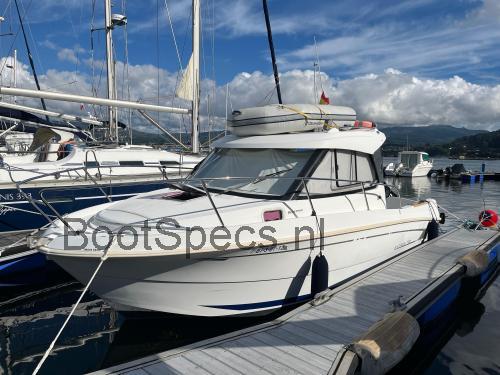 Beneteau Antares 780 HB specificaties